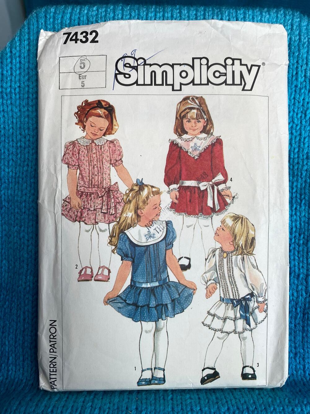 Simplicity 7432 Sewing pattern girls dress drop waist tiered hem size 5